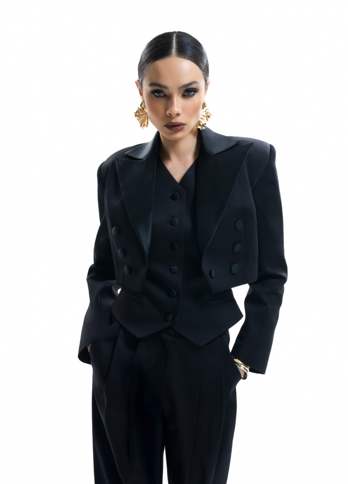 Incitatus Cropped Blazer